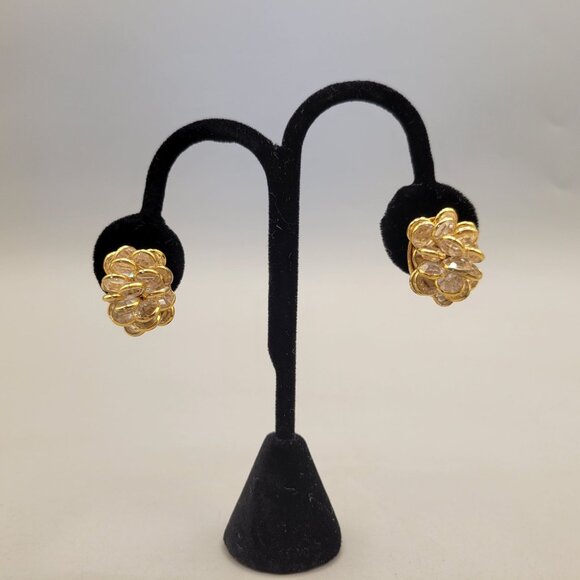 Monet Crystal Flower Clusters Gold Tone Clip-On Earrings Layered 3D - Picture 3 of 6